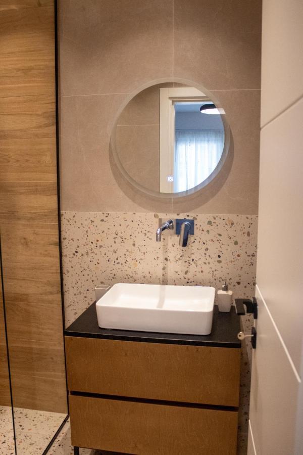 Downtown Studio Apartments Tirana Exterior photo