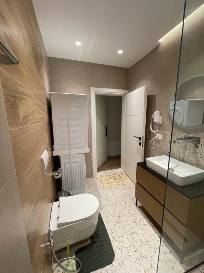 Downtown Studio Apartments Tirana Exterior photo