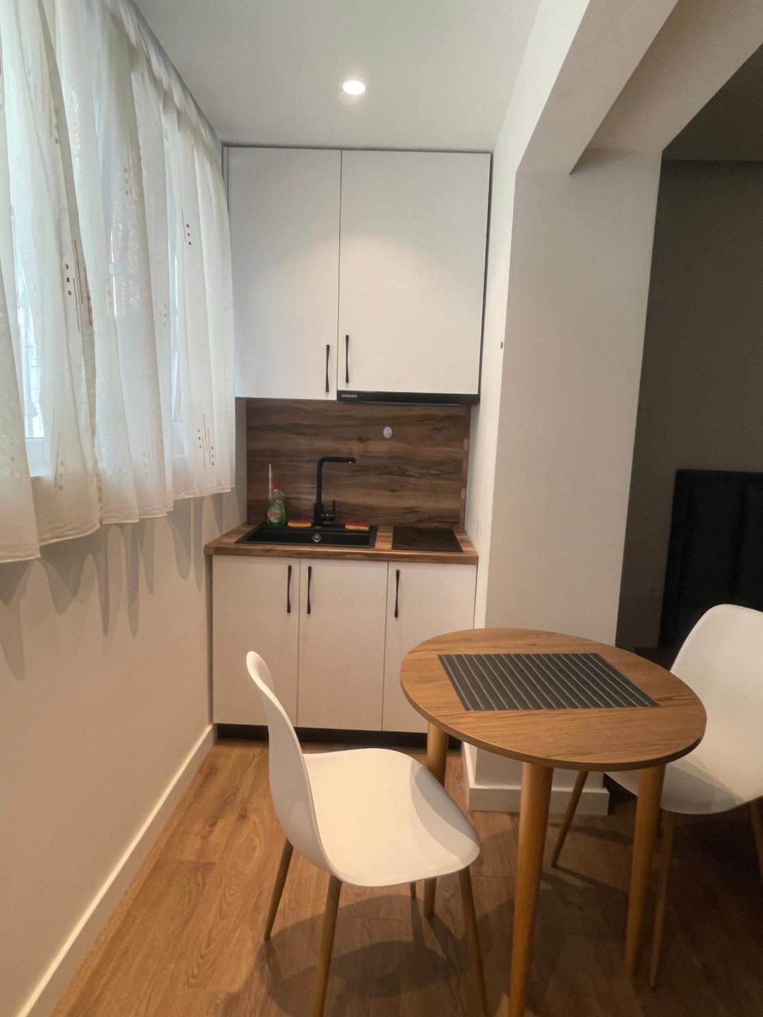 Downtown Studio Apartments Tirana Exterior photo