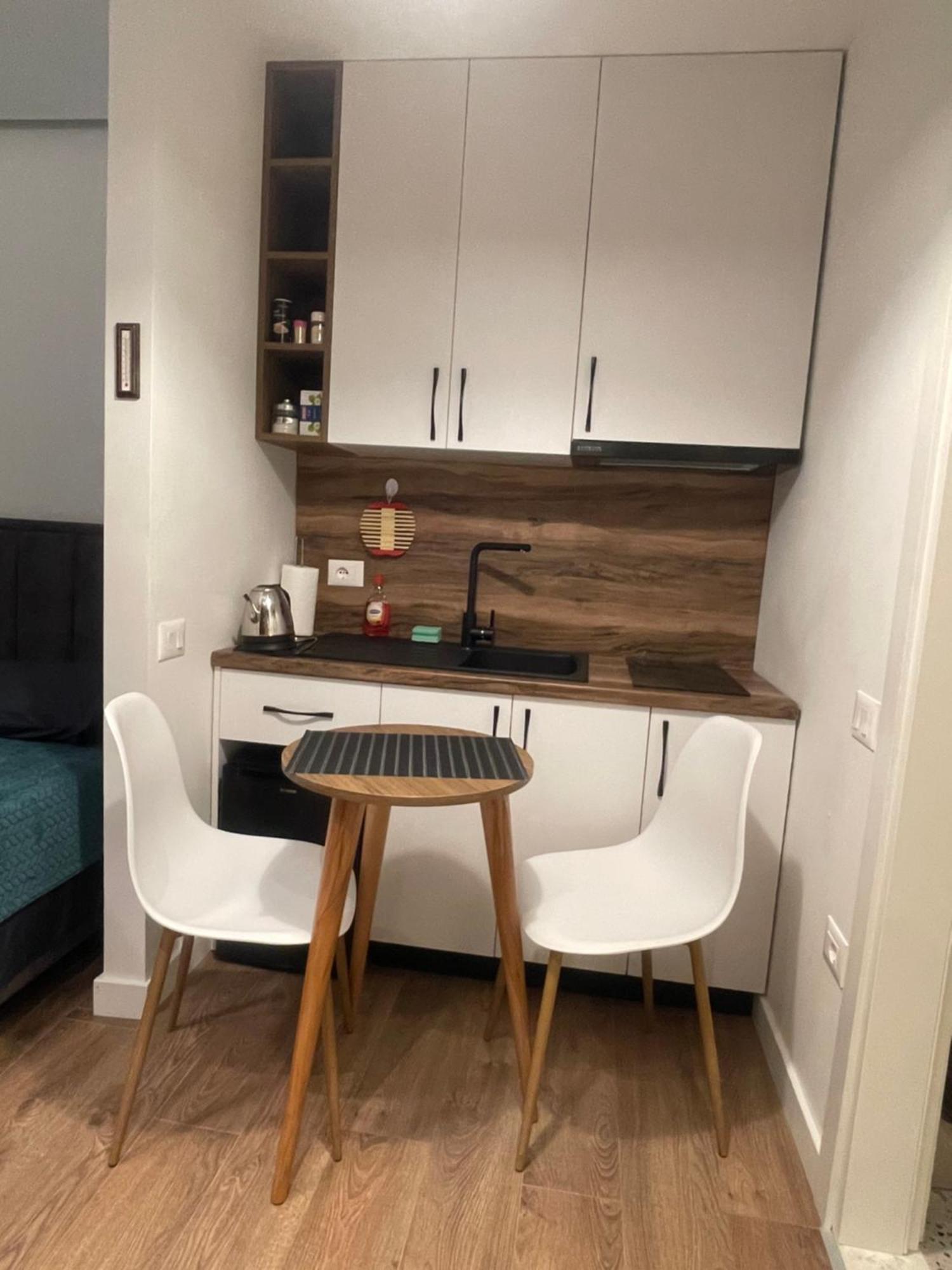 Downtown Studio Apartments Tirana Exterior photo